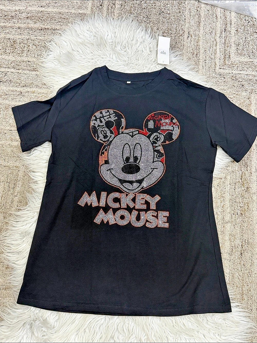 Disney Mickey Mouse Graphic Tee in Black